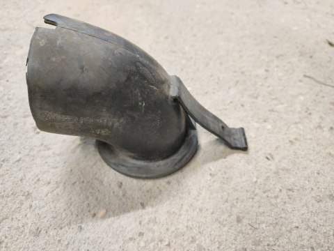 026133853A ORYGINALNA RURA WĘŻA DOLOTOWEGO POWIETRZA AUDI 80 B4