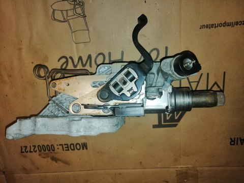 8D0419502 KOLUMNA KIEROWNICZA AUDI A4 S4 B5 8D