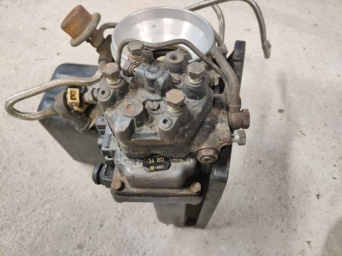 Rozdzielacz paliwa Bosch KE-Jetronic Audi 2,1 10V Turbo 0438121040 0438100123