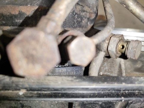 Rozdzielacz paliwa Bosch KE-Jetronic Audi 2,1 10V Turbo 0438121040 0438100123