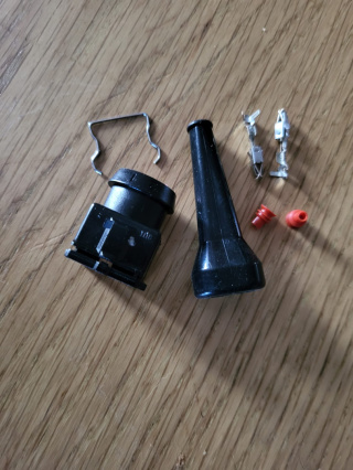 2 Pin Plug Mercedes V8 M116 M117