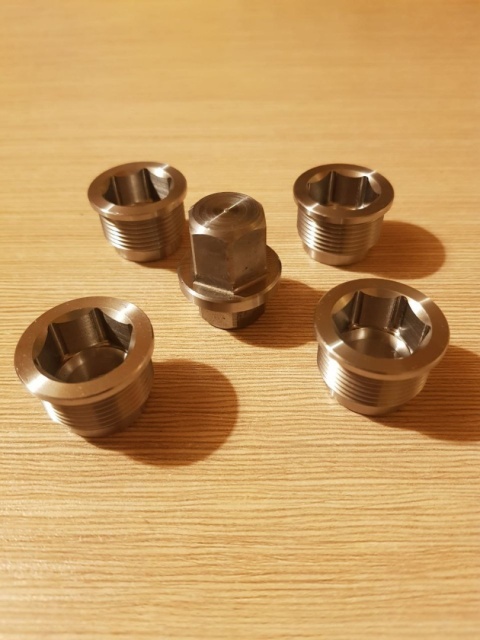 058 133 555 Gniazdo wtryskiwacza 1.8t.