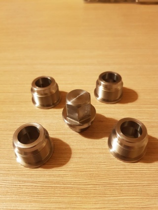 058 133 555 Gniazdo wtryskiwacza 1.8t.