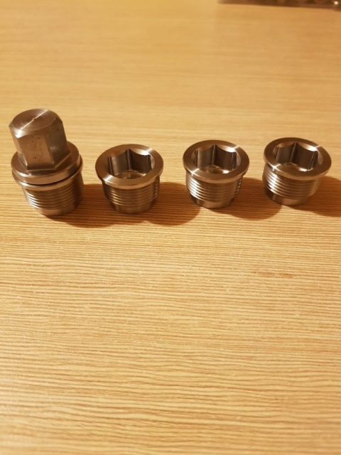 058 133 555 Gniazdo wtryskiwacza 1.8t.