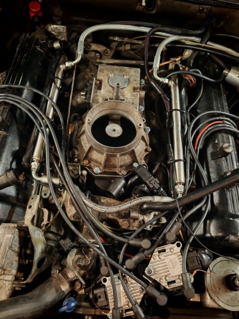 Wtrysk Elektroniczny EFI Mercedes V8 M116